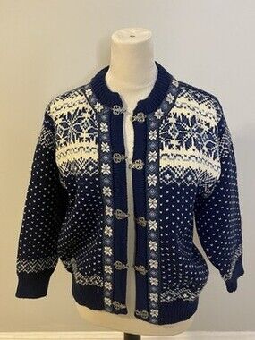 Dale Of Norway Fair Isle Sweater. Blue And white . Kids 12 Fits Women’s S